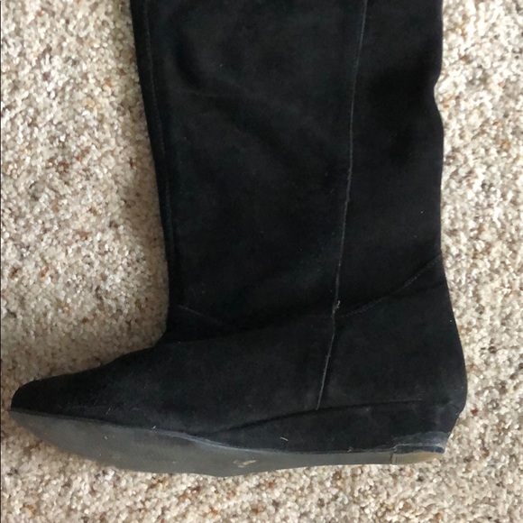 Tall Black faux suede boots - Picture 3 of 4